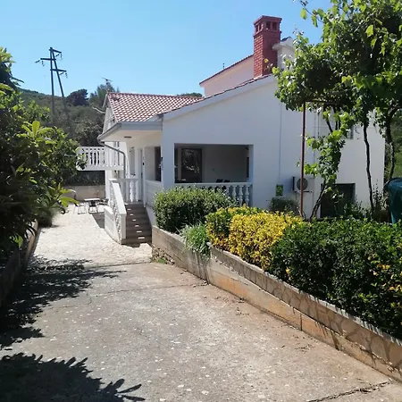 アパート Bella Apartmani, Otok Ugljan - カリ