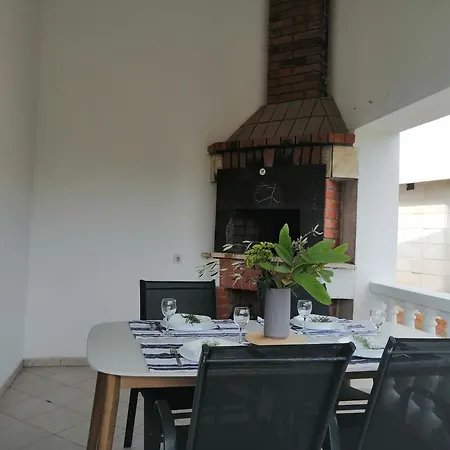 Bella Apartmani, Otok Ugljan - * Kali