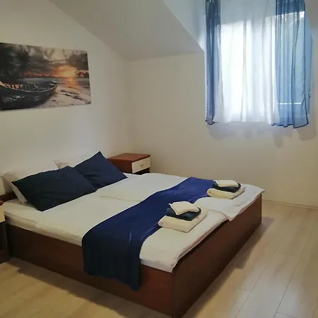 Bella Apartmani, Otok Ugljan - *